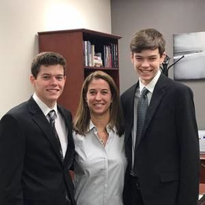 Meet your Posher, Jennifer